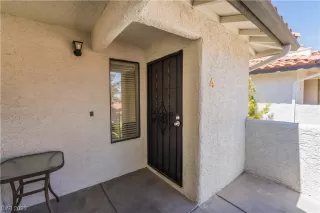 Photo #2: 2488648 Listing 