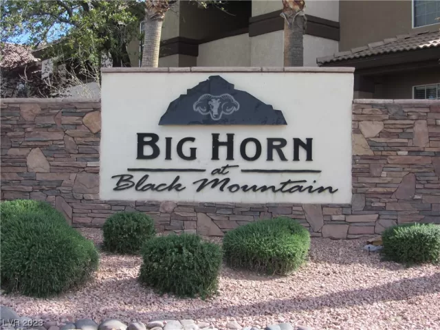 MLS: 2488794 Condo For Sale