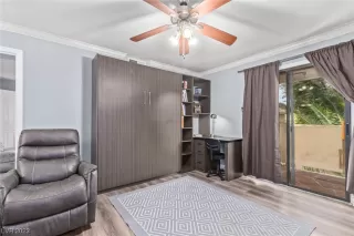 Photo #5: 2488859 Listing