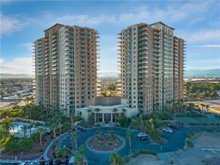 Photo #1: 2488875 Listing