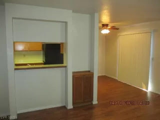 Photo #2: 2488907 Listing 