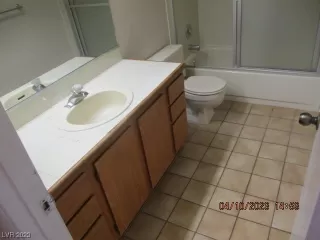 Photo #6: 2488907 Listing 