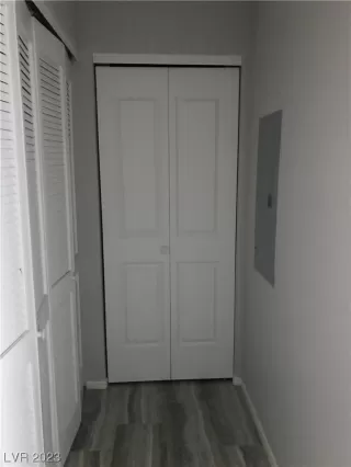 Photo #4: 2488954 Listing 