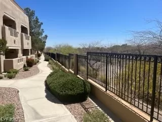 MLS: 2488963 Condo For Sale