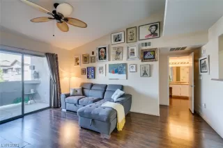 Photo #2: 2489007 Listing 