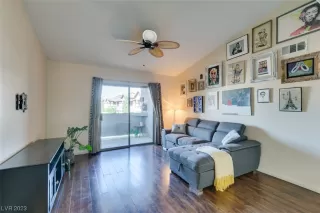 Photo #3: 2489007 Listing 