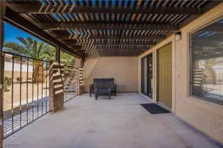 Photo #2: 2489010 Listing