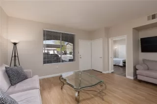 Photo #1: 2489013 Listing 