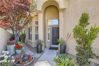 Photo #3: 2489024 Listing 