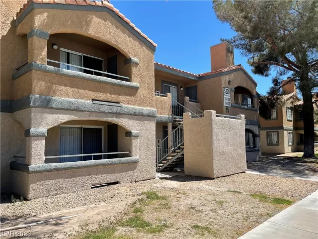 MLS: 2489037 Condo For Sale