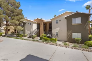 Photo #1: 2489038 Listing 