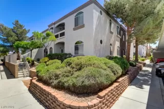 Photo #1: 2489075 Listing 