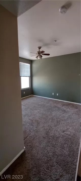 Photo #2: 2489118 Listing 