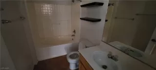 Photo #6: 2489118 Listing 