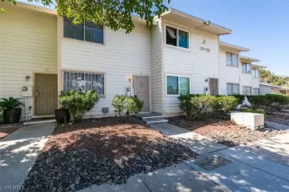 Photo #1: 2489120 Listing 