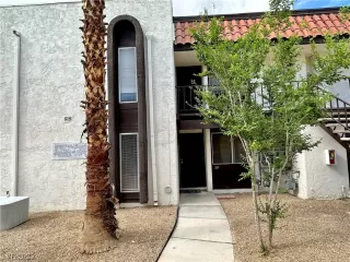 Photo #1: 2489145 Listing 