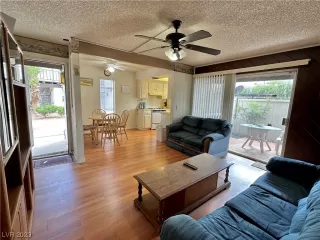 Photo #4: 2489145 Listing 