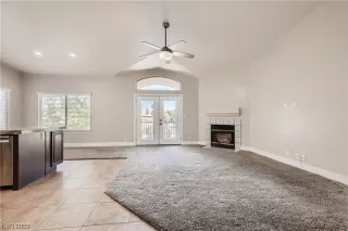 Photo #6: 2489195 Listing 