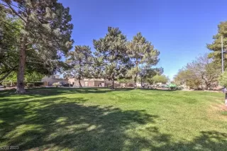 Photo #4: 2489197 Listing