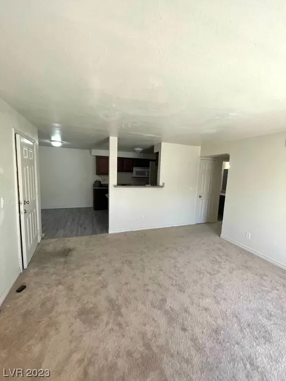 MLS: 2489265 Condo For Sale