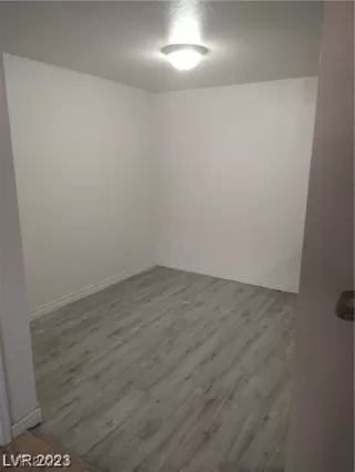 Photo #3: 2489265 Listing 