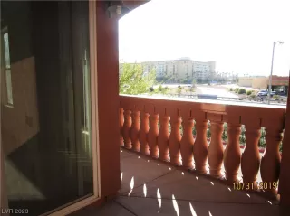 Photo #3: 2489311 Listing