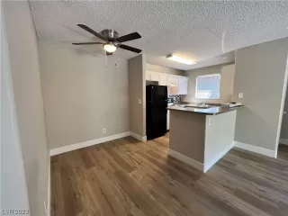 Photo #4: 2489315 Listing 