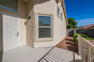 Photo #3: 2489351 Listing