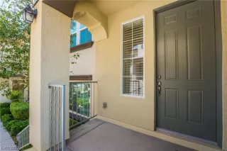 Photo #4: 2489356 Listing 