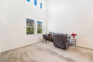 Photo #5: 2489356 Listing 