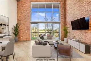 Photo #2: 2489357 Listing 