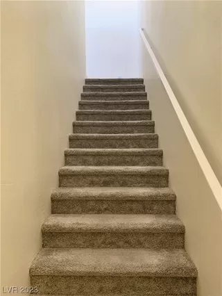 Photo #3: 2489379 Listing 