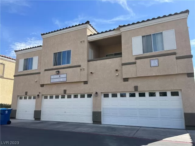 MLS: 2489431 Condo For Sale