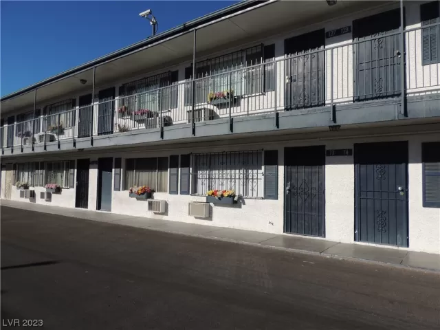 MLS: 2489432 Condo For Sale