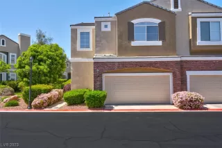 Photo #1: 2489459 Listing