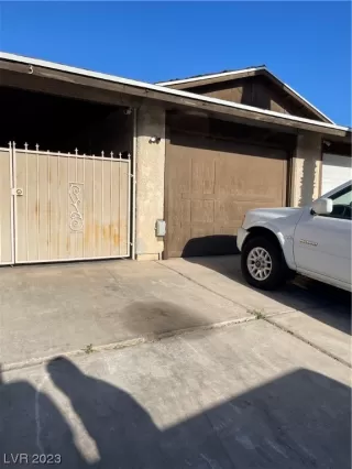 Photo #1: 2489468 Listing