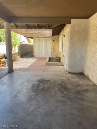 Photo #5: 2489468 Listing