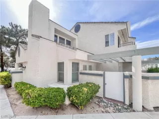 Photo #1: 2489499 Listing 