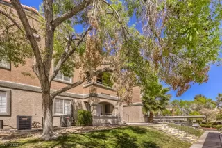 Photo #4: 2489513 Listing