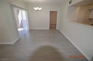 Photo #2: 2489601 Listing 