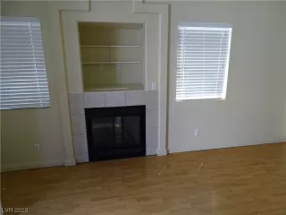 Photo #4: 2489612 Listing