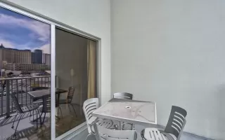 Photo #6: 2489636 Listing