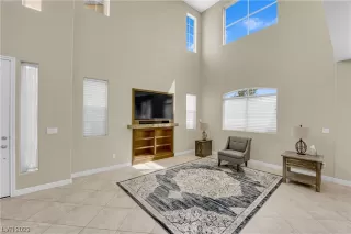 Photo #6: 2489665 Listing