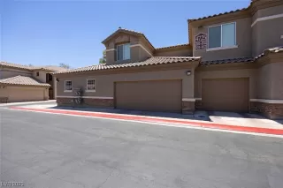 Photo #3: 2489677 Listing 