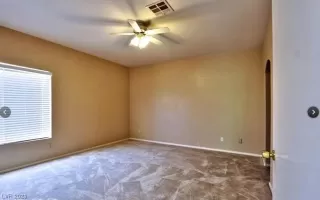 Photo #5: 2489704 Listing 