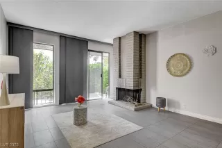 Photo #3: 2489744 Listing 