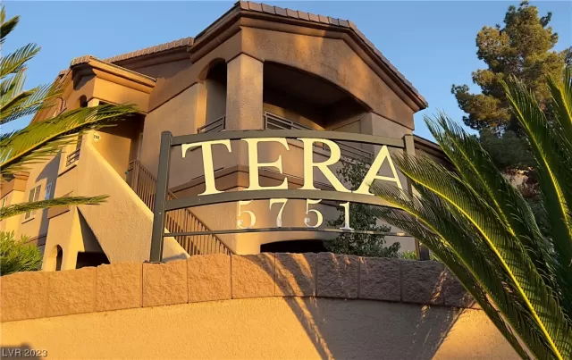 MLS: 2489783 Condo For Sale