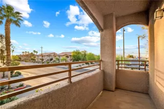 Photo #1: 2489783 Listing