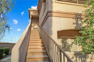 Photo #3: 2489783 Listing