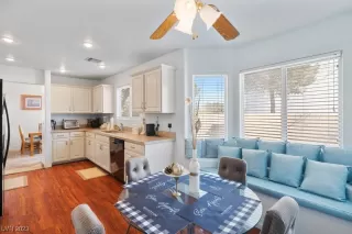 Photo #4: 2489789 Listing 